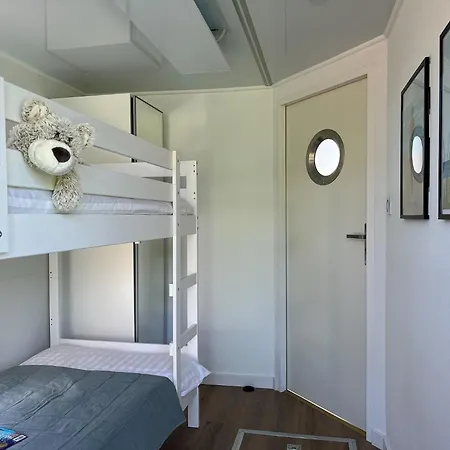 Comfortable House On The Water For 3 People Lazy (West Pomeranian)