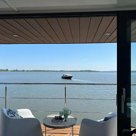 Botel Houseboat In Azy Near Jamno & Sea Łazy
